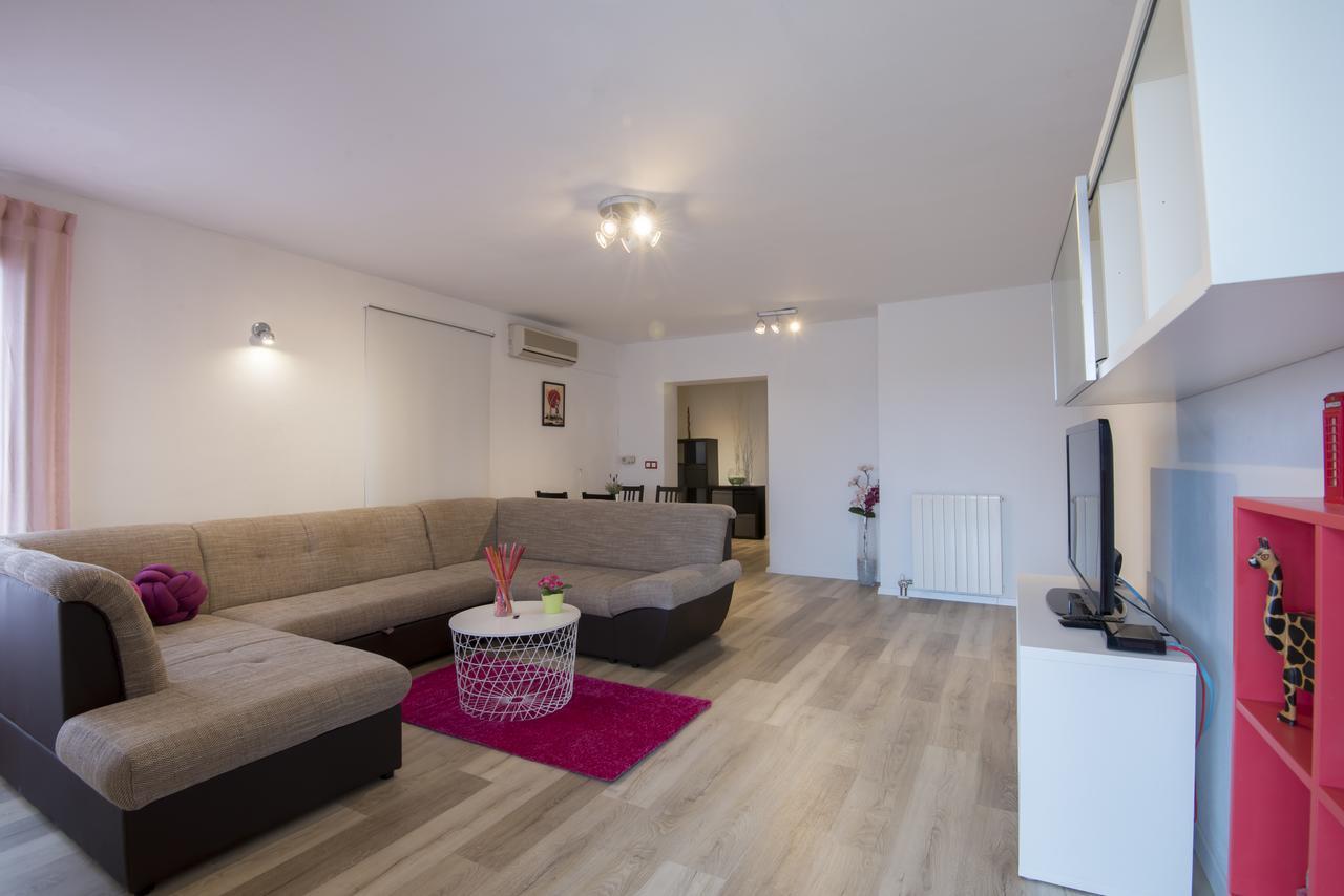 Apartment Blazenka Pula Exteriör bild