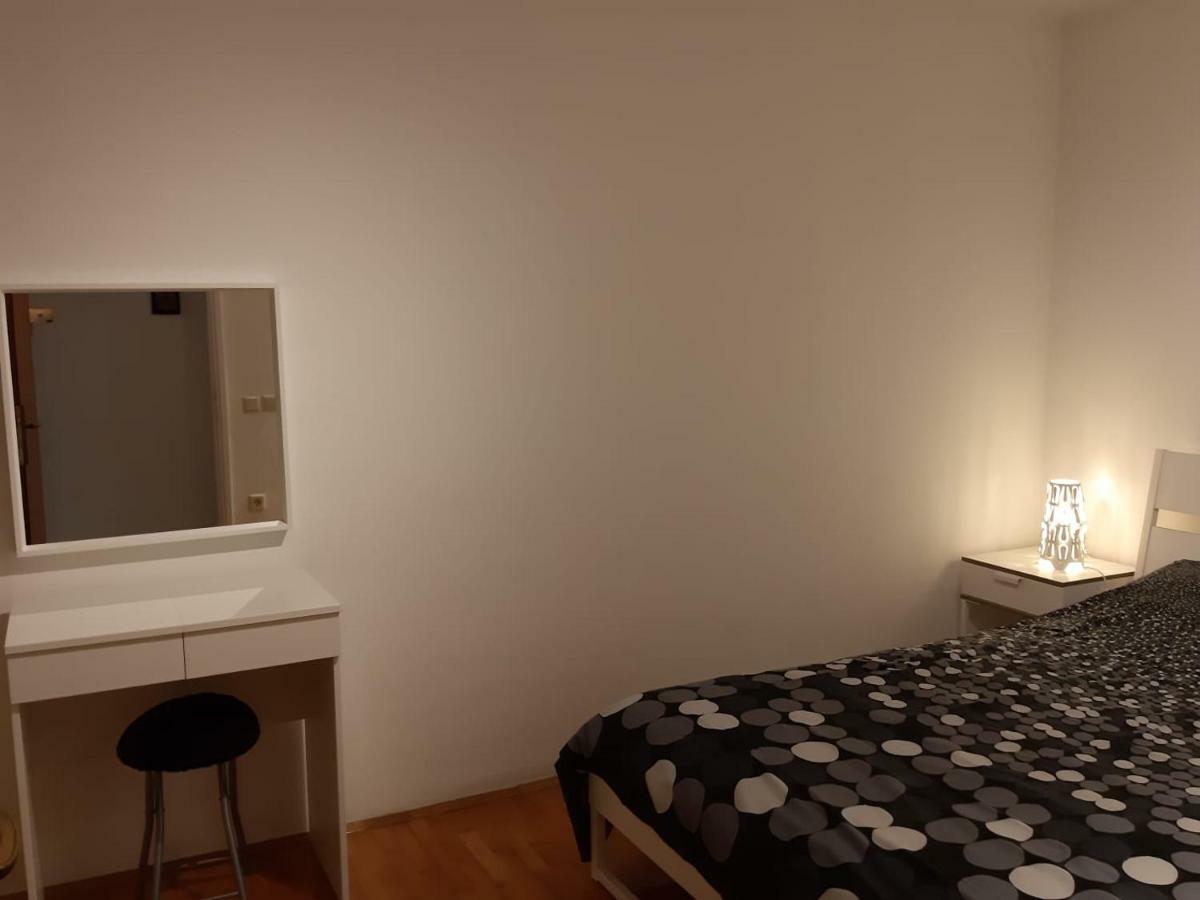 Apartment Blazenka Pula Exteriör bild